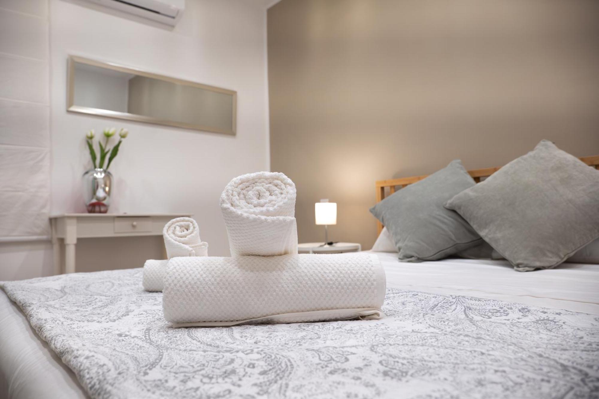 Gibi & Lumo Apartment's By Eldi Apartament Msida
