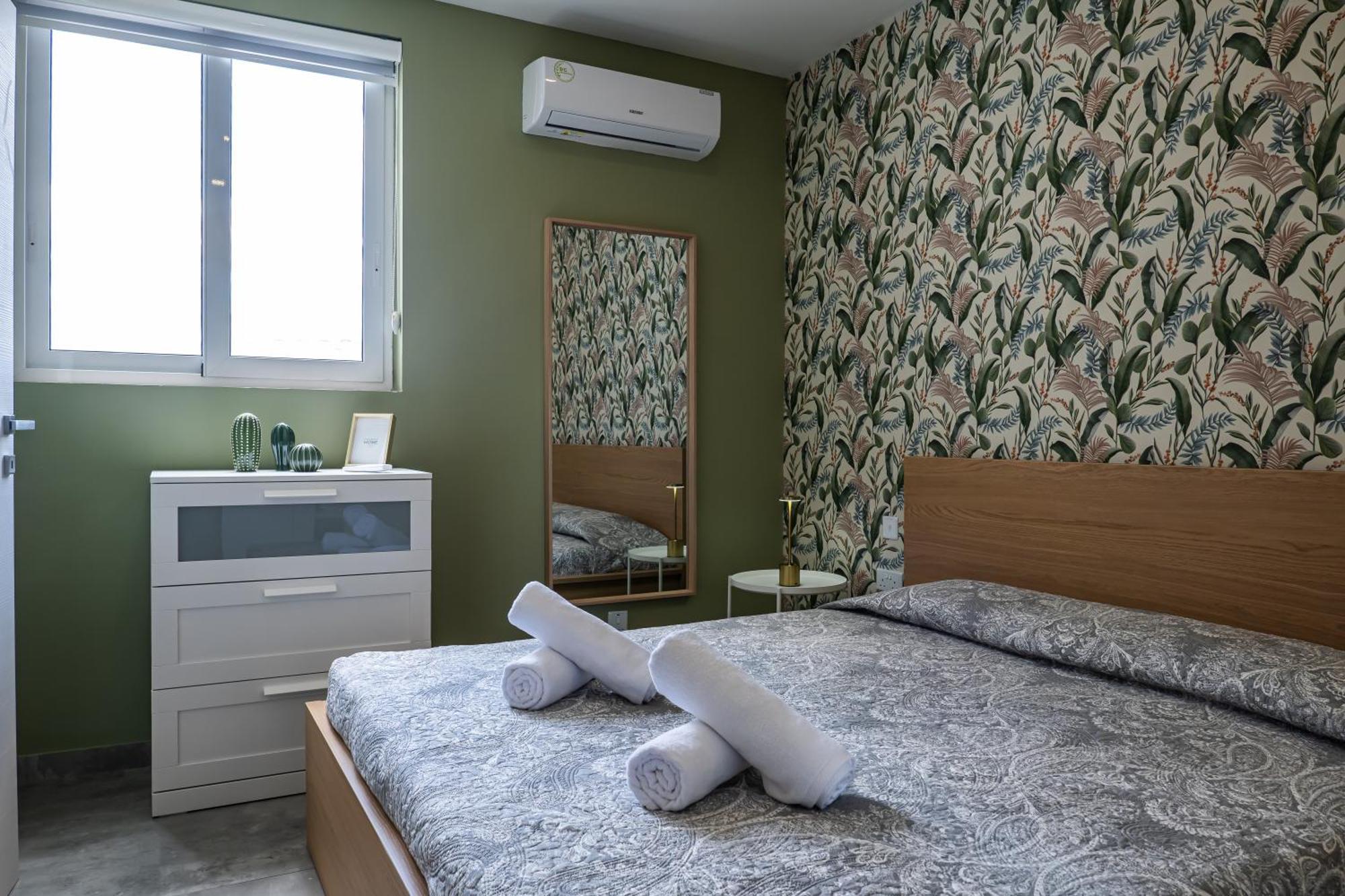 Gibi & Lumo Apartment's By Eldi