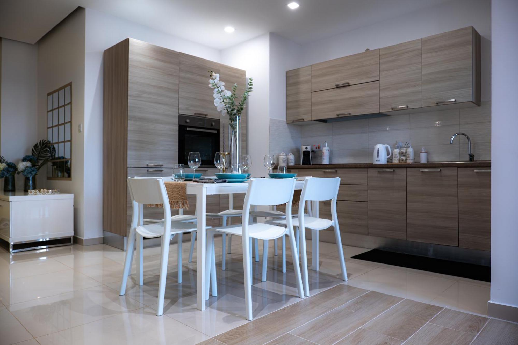 Gibi & Lumo Apartment's By Eldi