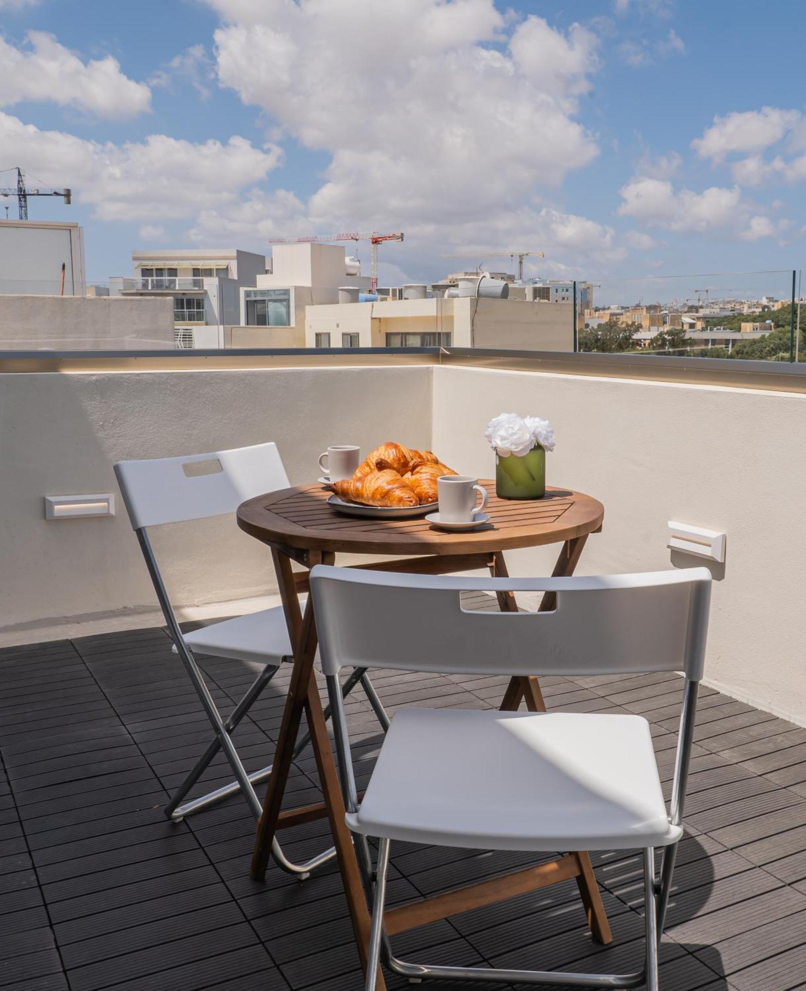 Gibi & Lumo Apartment's By Eldi Apartment