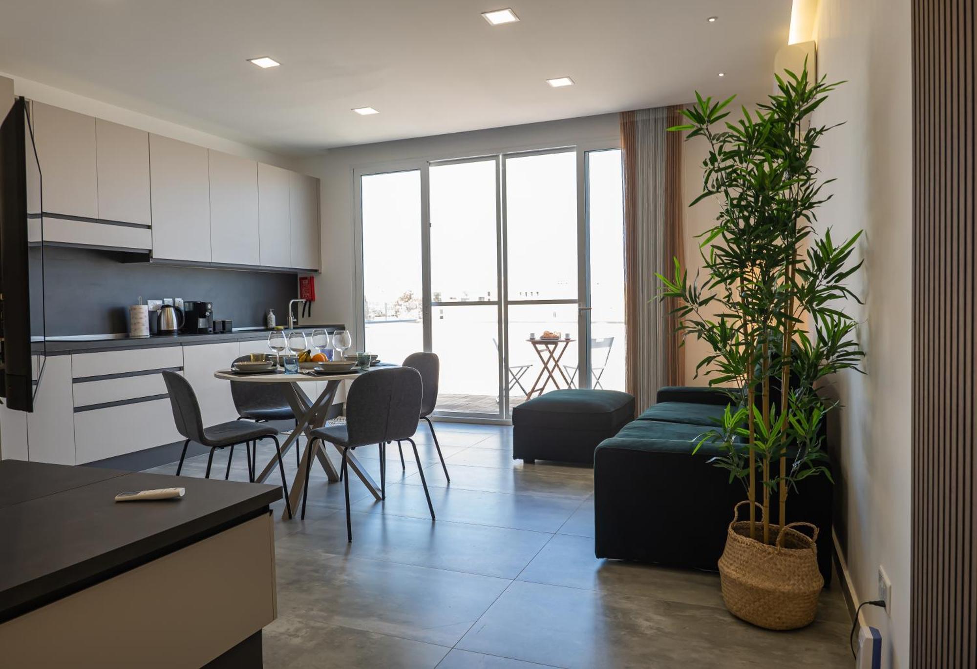 Gibi & Lumo Apartment's By Eldi *